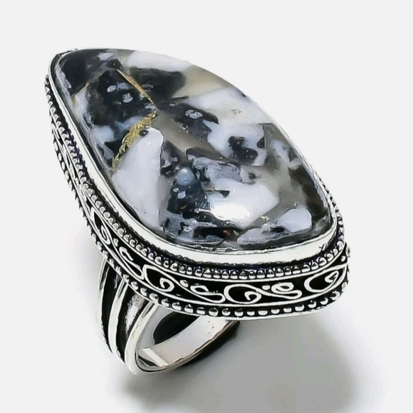 New White Buffalo Antique Design Silver Ring. - Picture 15 of 16